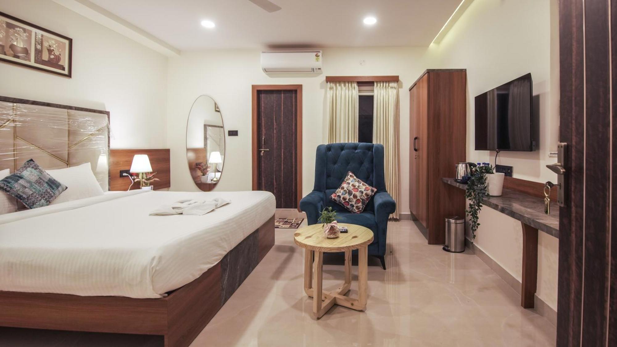 Radhe Suites Hyderabad Exterior foto